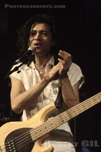 WA-ZIMBA - 2007-04-02 - PARIS - Le Bataclan - 